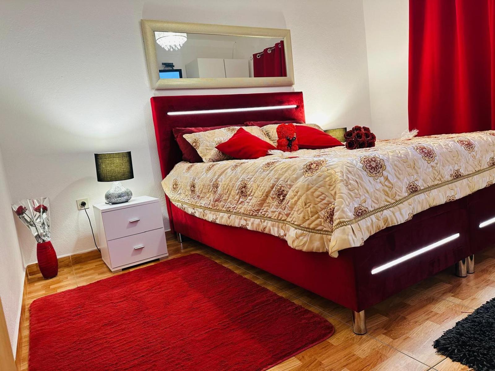 Elegance Suite Mary Orebić Kültér fotó